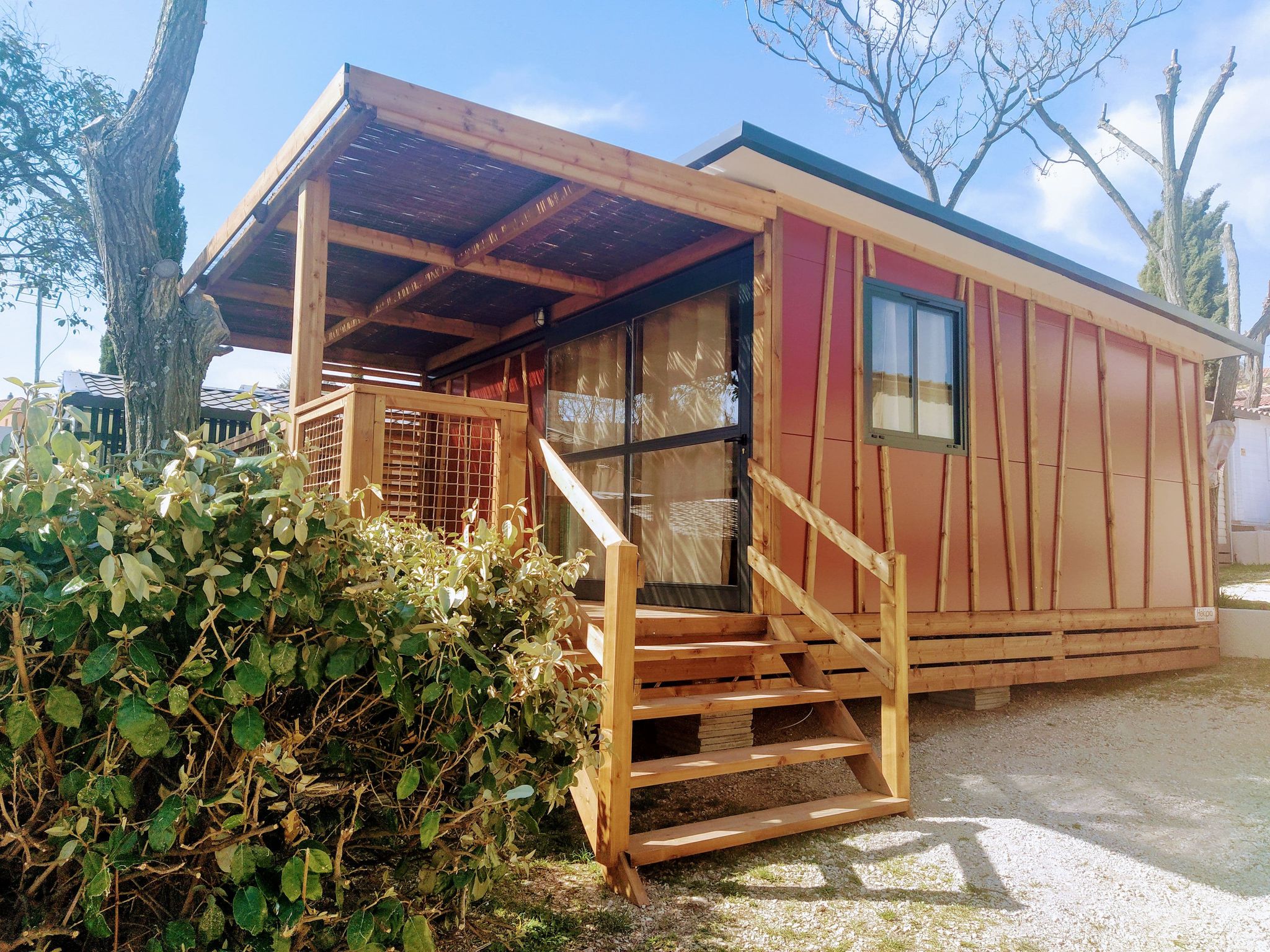 location-chalet-camping-bandol-pampelonne-01